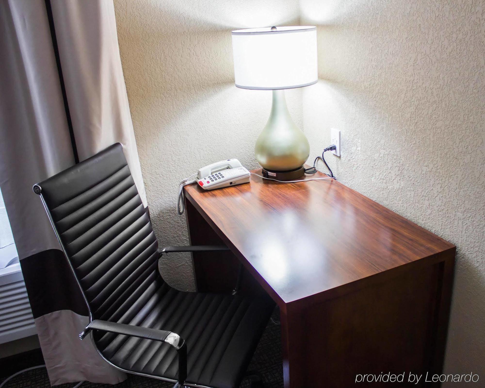Comfort Inn Ню Йорк Екстериор снимка